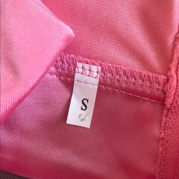 Pink 2 piece outfit - Picture 3 of 4